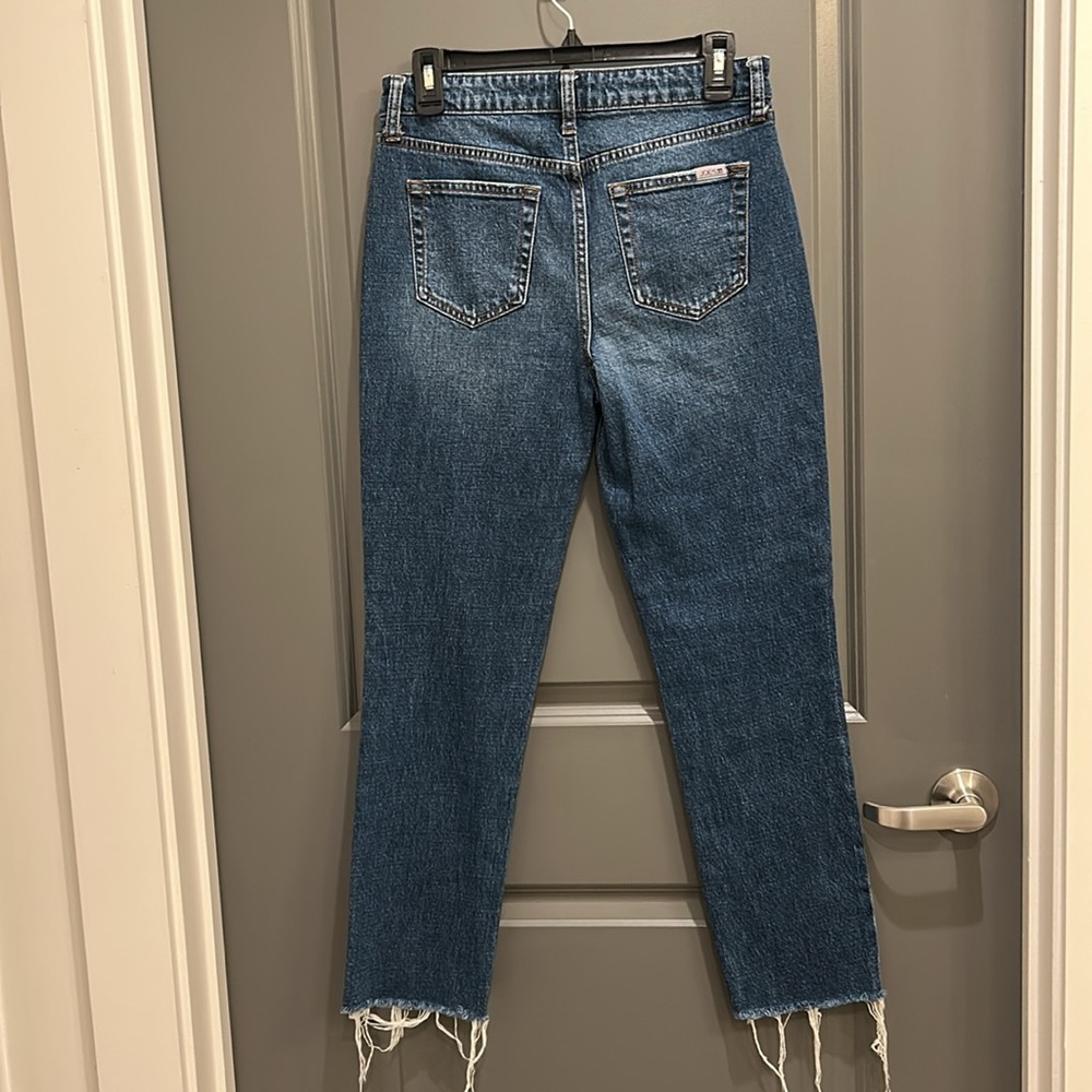 Joe’s frayed hem jeans - Picture 5 of 6